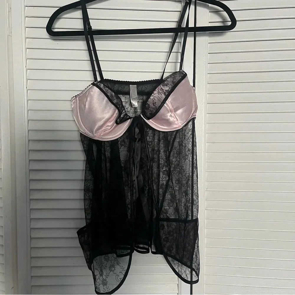 VICTORIA SECRET LINGERIE teddy lace silky sexy black pink sheer 34D